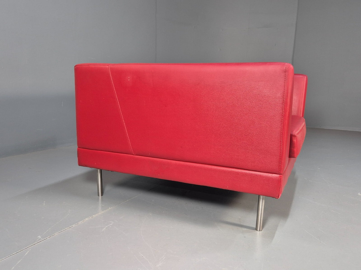Vintage Red Vinyl Modern Design Lounge Chair Modus Brand Retro Style EB9409 MNOR - UKDK FURNITURE