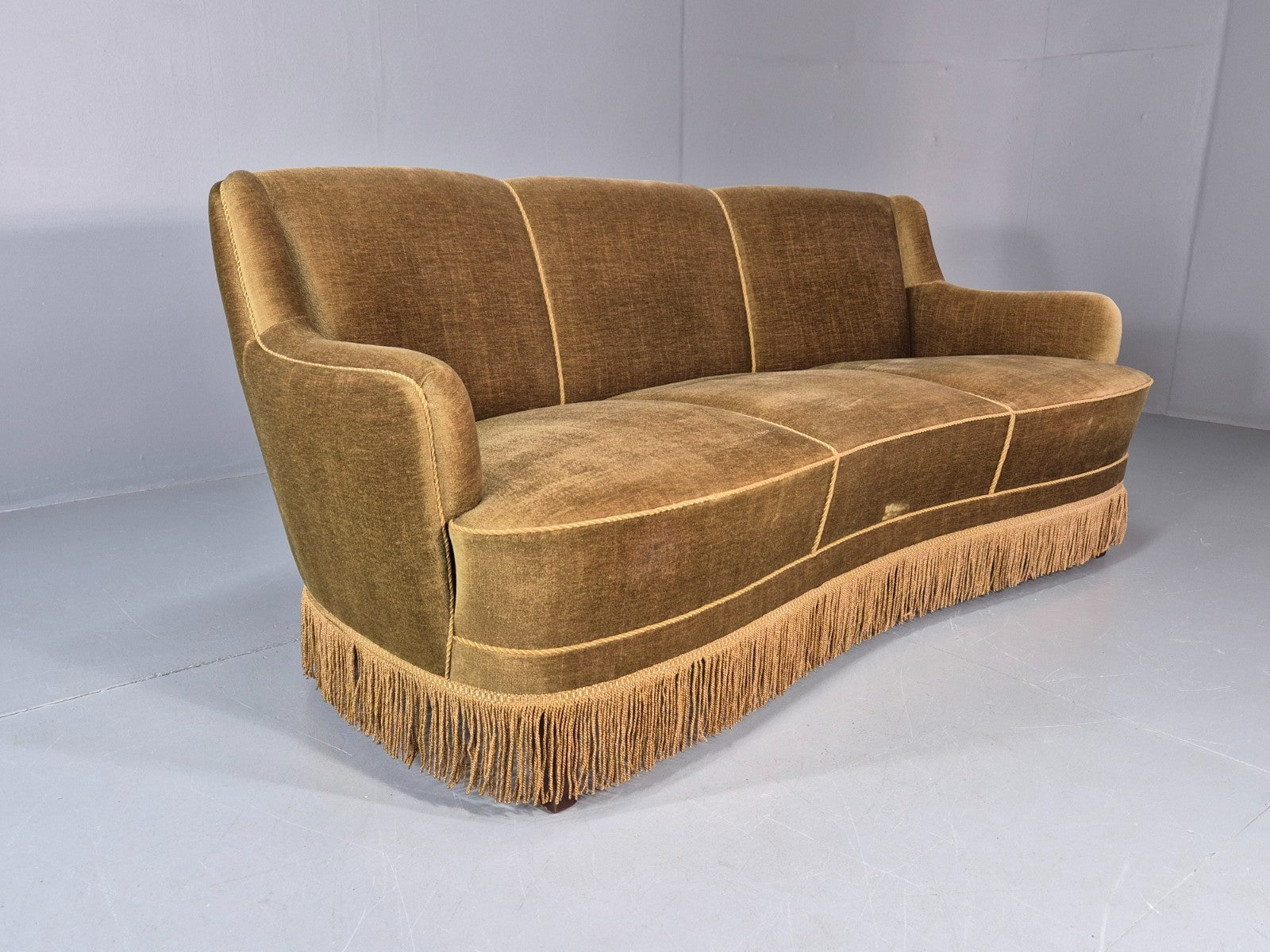 Vintage Danish  Banana Sofa Green Velour Tassels 1960s Retro MCM  EB10802 V3SS10