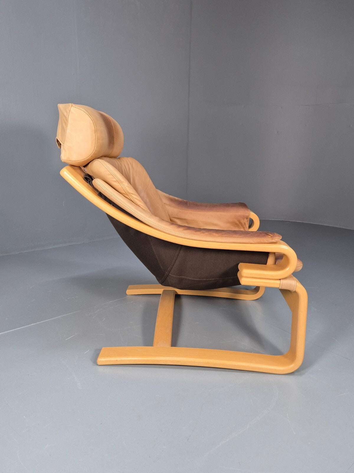 Vintage Danish Skippers Bentwood and Leather Apollo Lounge Chair EB9245 MBEN - UKDK FURNITURE