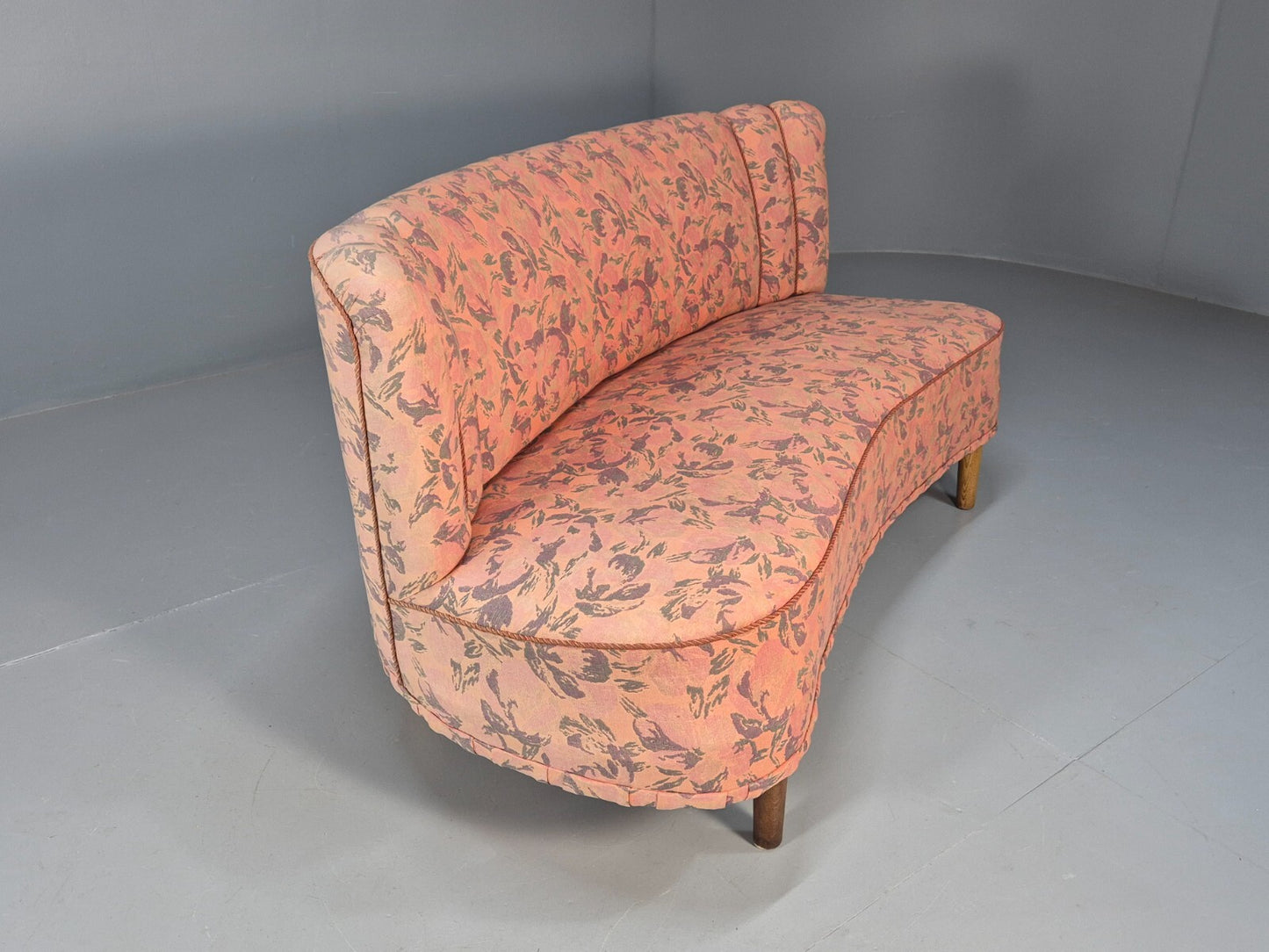 Vintage 3 Seater Sofa Banana Shaped Peach Floral Danish Design EB9572 V3SS - UKDK FURNITURE