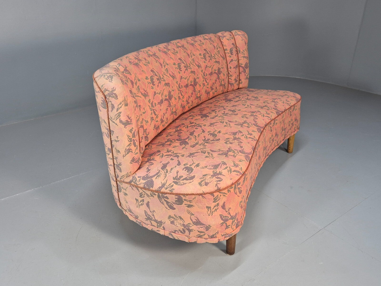 Vintage 3 Seater Sofa Banana Shaped Peach Floral Danish Design EB9572 V3SS - UKDK FURNITURE