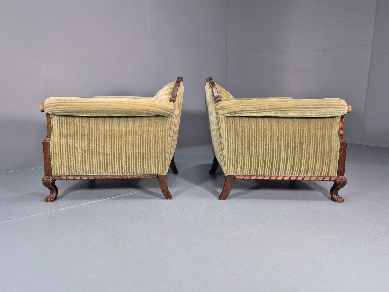 2 Antique Deep Lounge Chairs Oak Frame Green Corduroy 1900s  EB10758 VCAR9