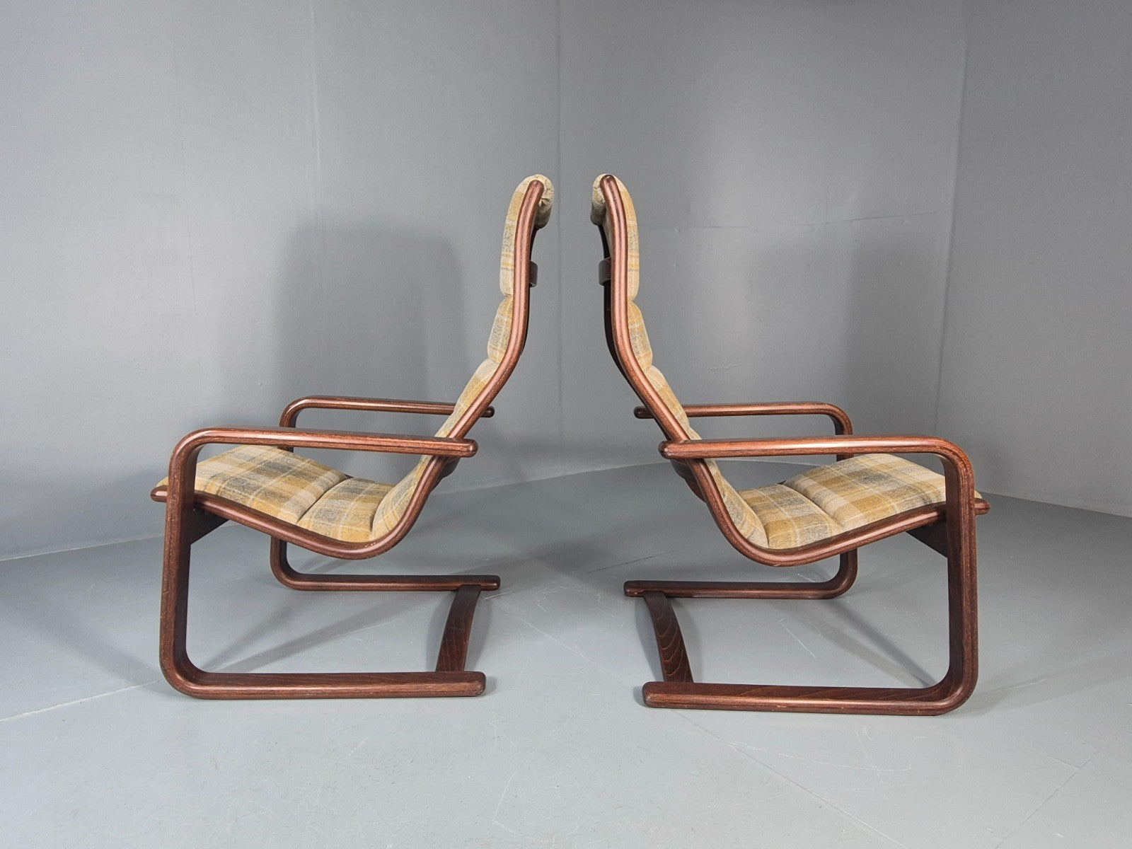 2 Mid Century Lounge Chairs New Upholstery 1970s Retro Danish  EB10325 MBEN9