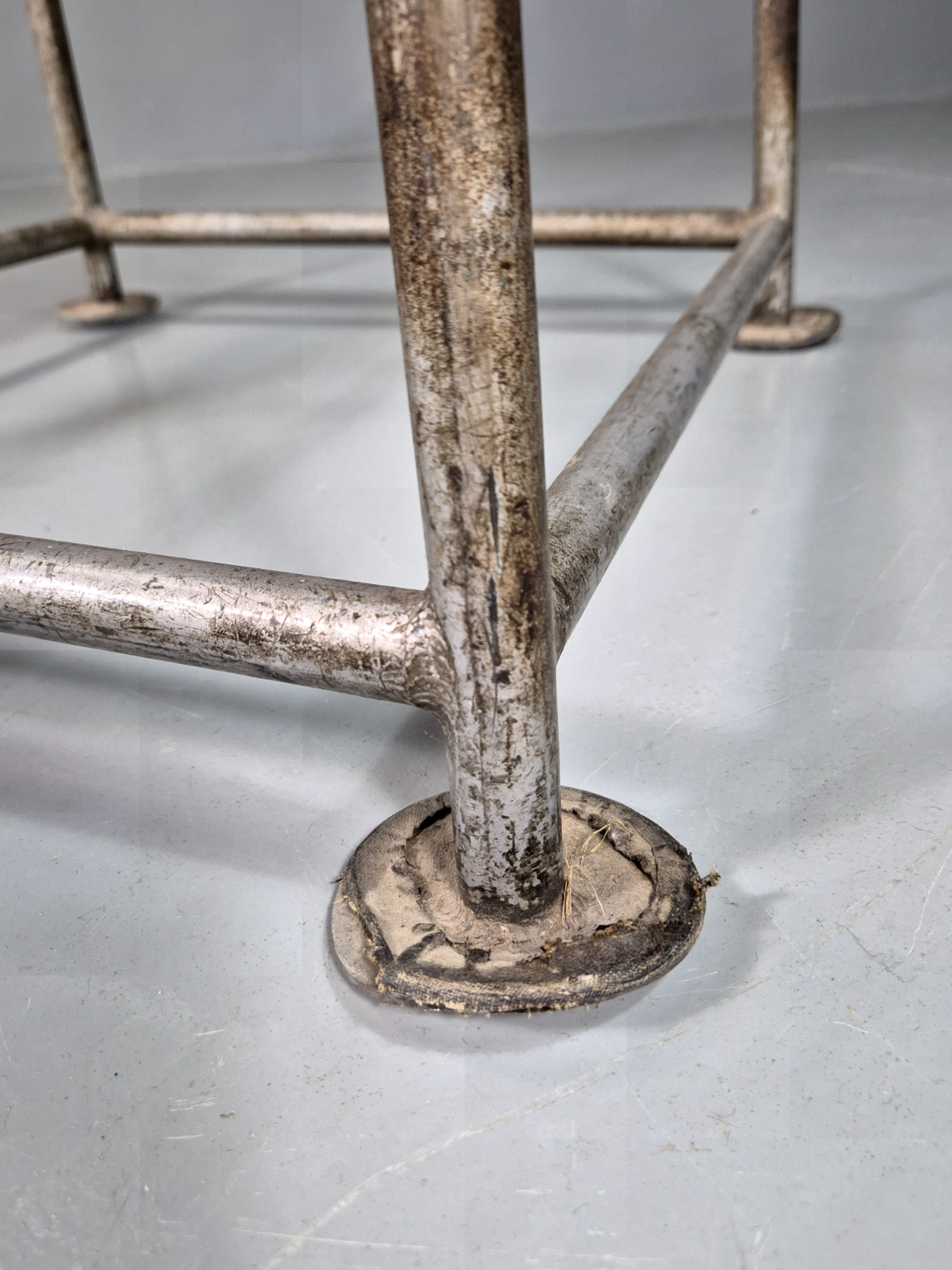 Vintage Gym High Stool Steel and Suede Pommel Mid 20th C EB7377 MFOO3