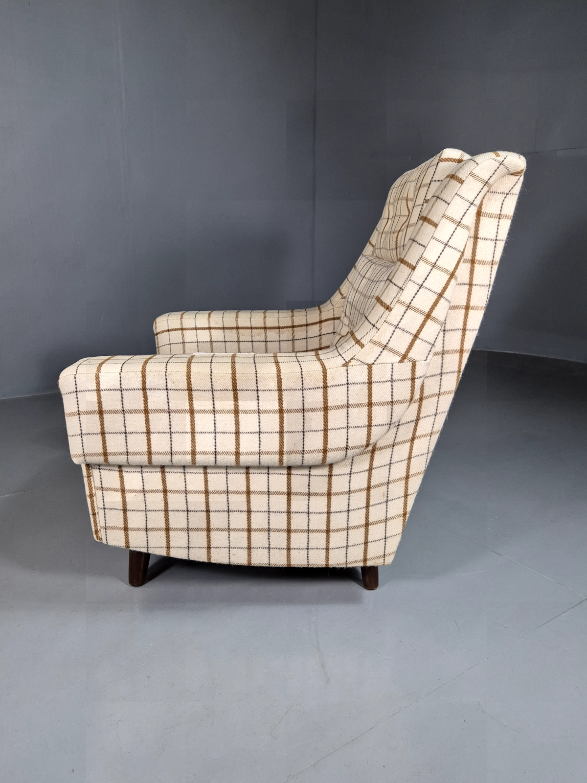 Vintage Danish Lounge Chair Cream Wool Checkered 1970s Retro MCM EB7381 MNOR - UKDK FURNITURE