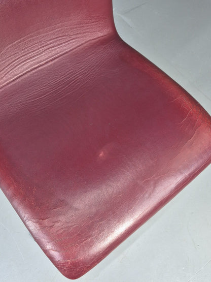 Vintage Fritz Hansen Oxford Chair Arne Jacobsen Design 2004 MCM EB11753 MSWI10