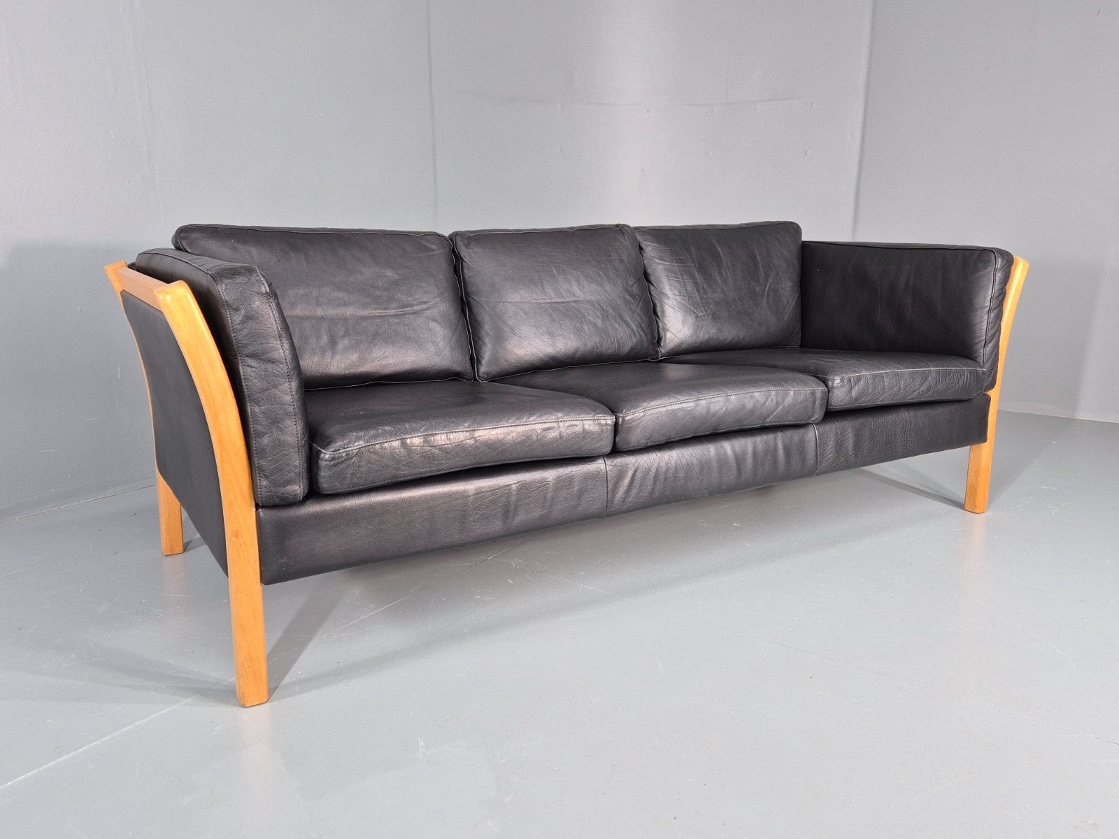 Vintage Stouby 3 Seat Sofa Danish Black Leather Beech End 1980s EB10556 M3SS0