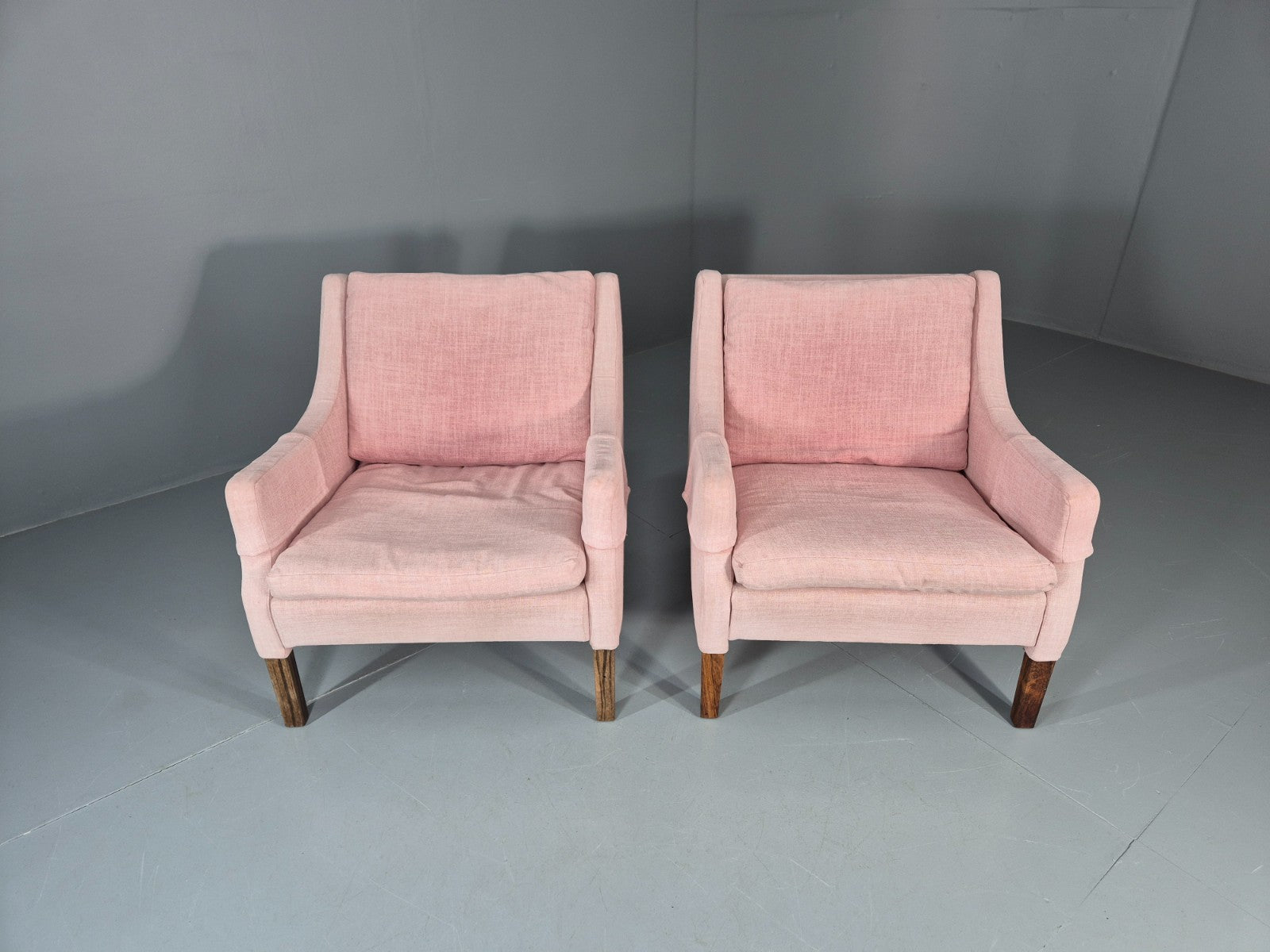 2 Midcentury Lounge Chairs 1960s Vintage Danish Pink Cotton EB11217 MNOR2