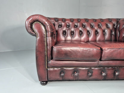 Two Seat Vintage Chesterfield Sofa Red Leather 1980s Retro EB11360 VCHE1