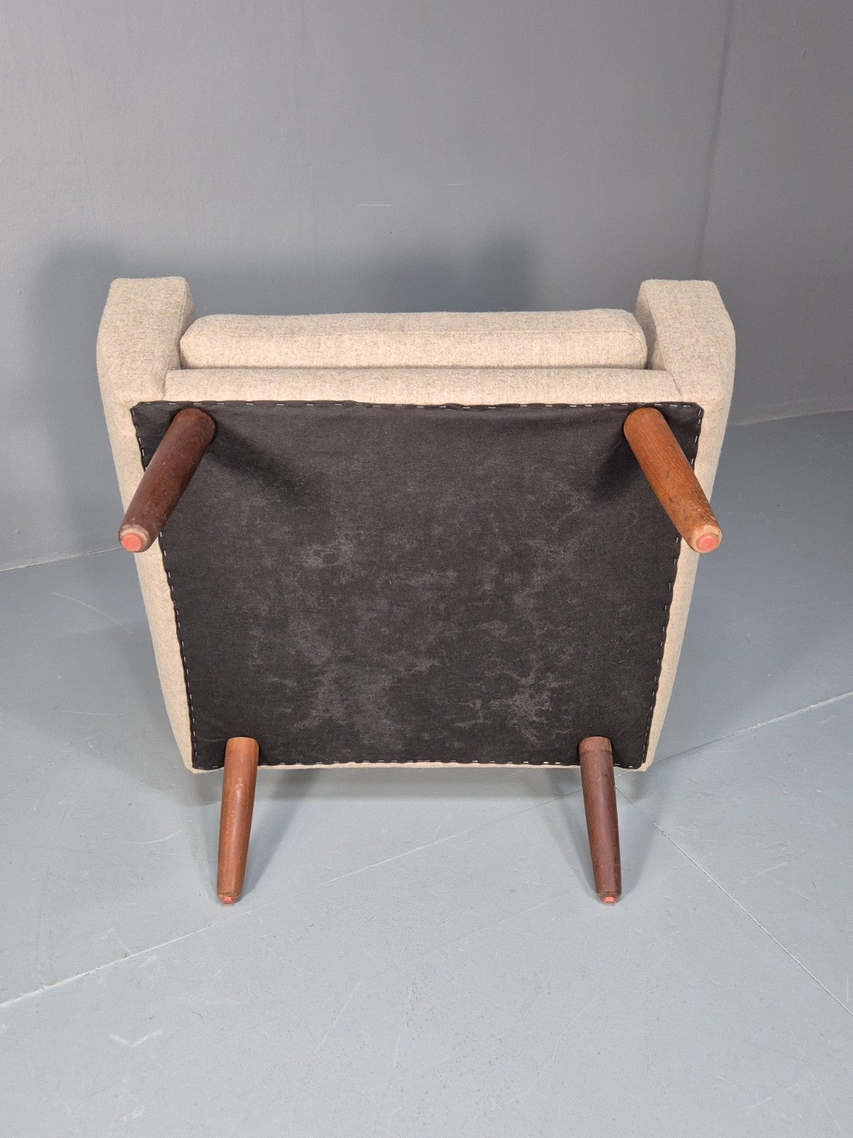 Mid Century Danish Lounge Chair New Upholstery Teak Paws and Legs   EB10726 MNOR8