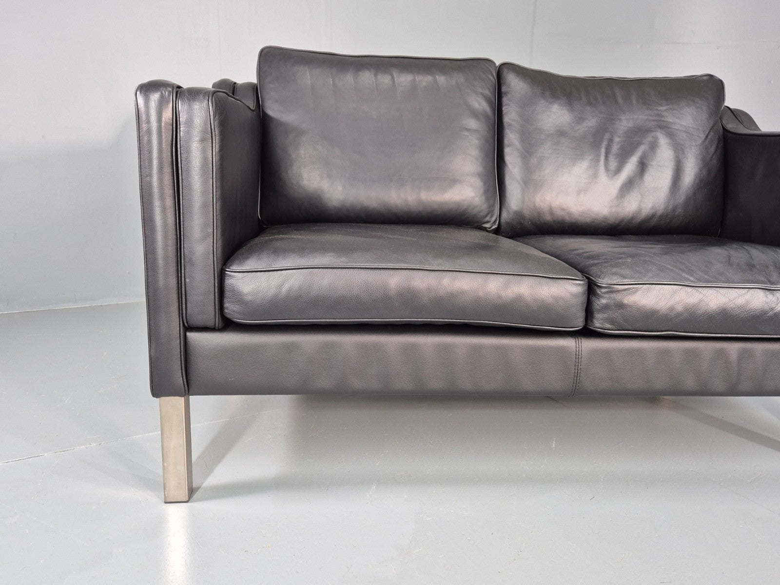 Vintage 2 Seat Leather Sofa Mid Century Danish Mogensen shape Black EB10465 M2SS2
