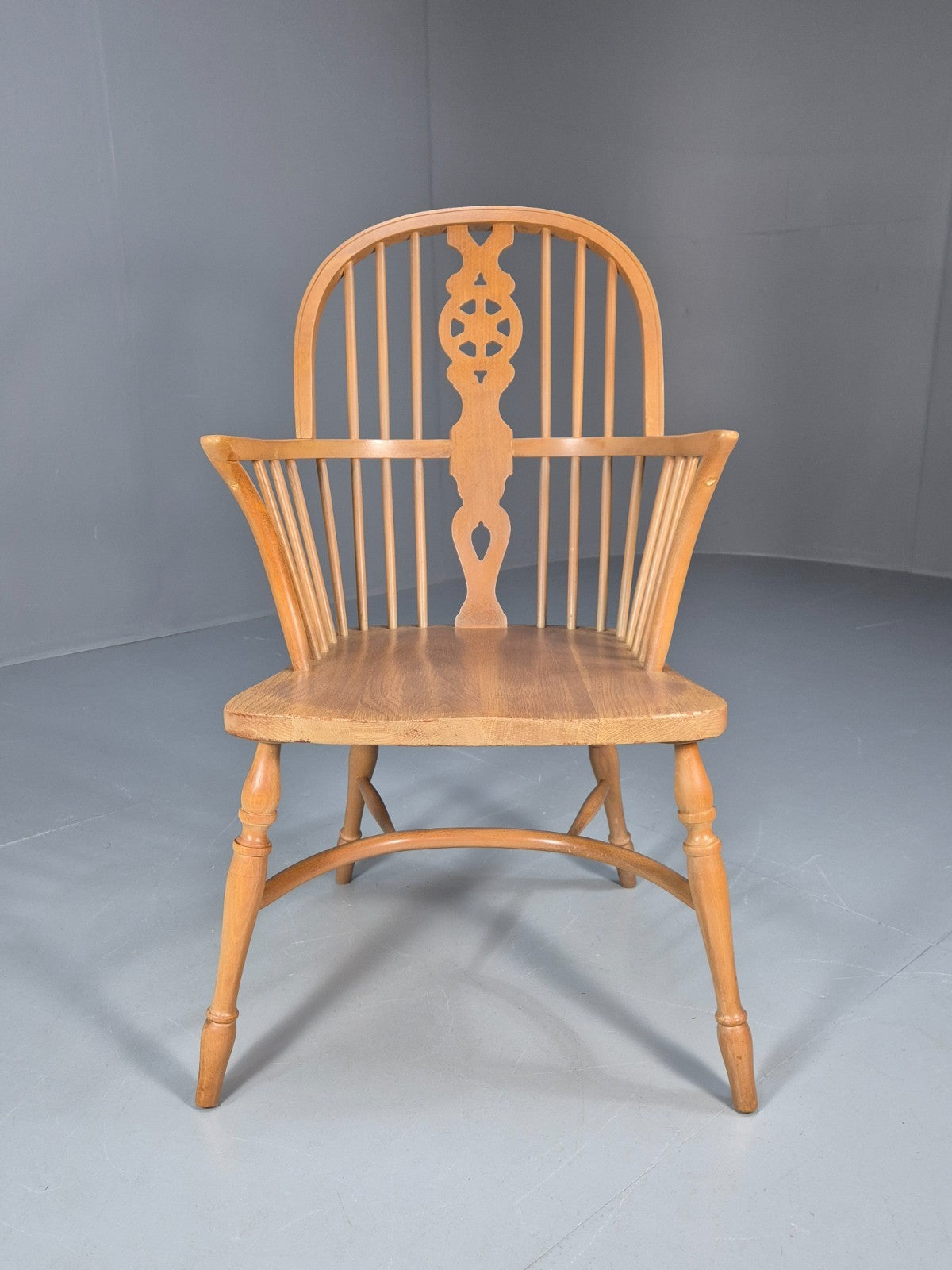 Vintage Wheelback Windsor Chair Elm and Beech Twentieth Century  EB10694 VDIN1
