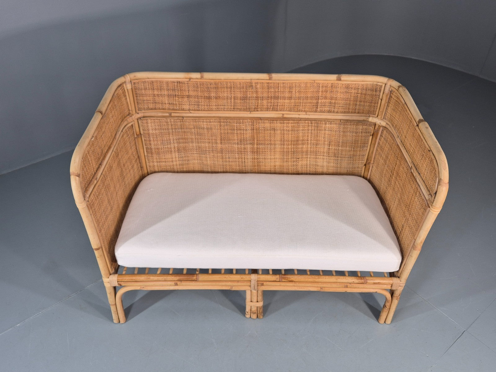 Vintage Rattan Two Seat Sofa 1970s Style Retro  EB11220 VBER4