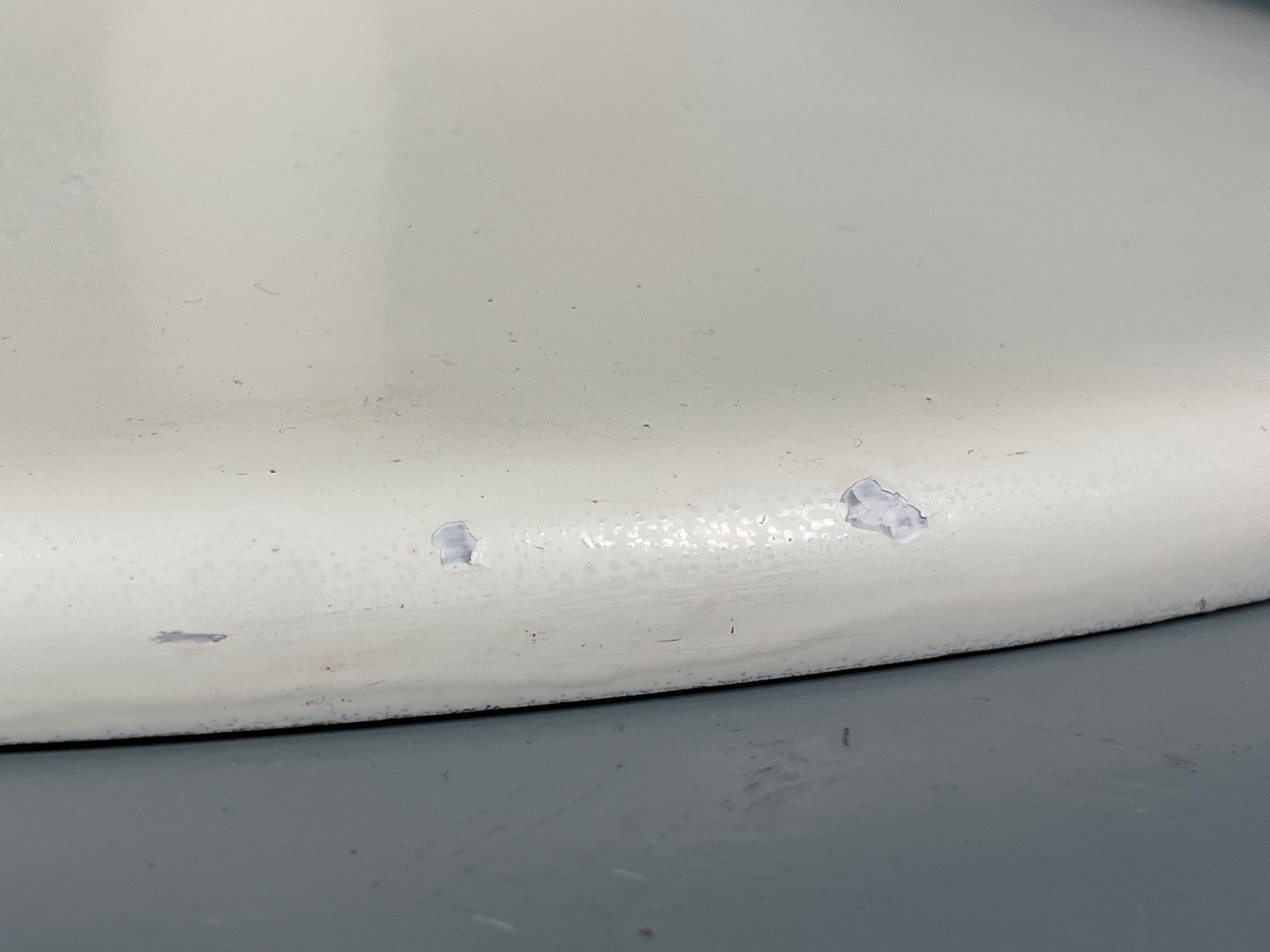 Vintage Round Coffee Table White Fibreglass 1970s Tulip Style EB11237 MWOO7