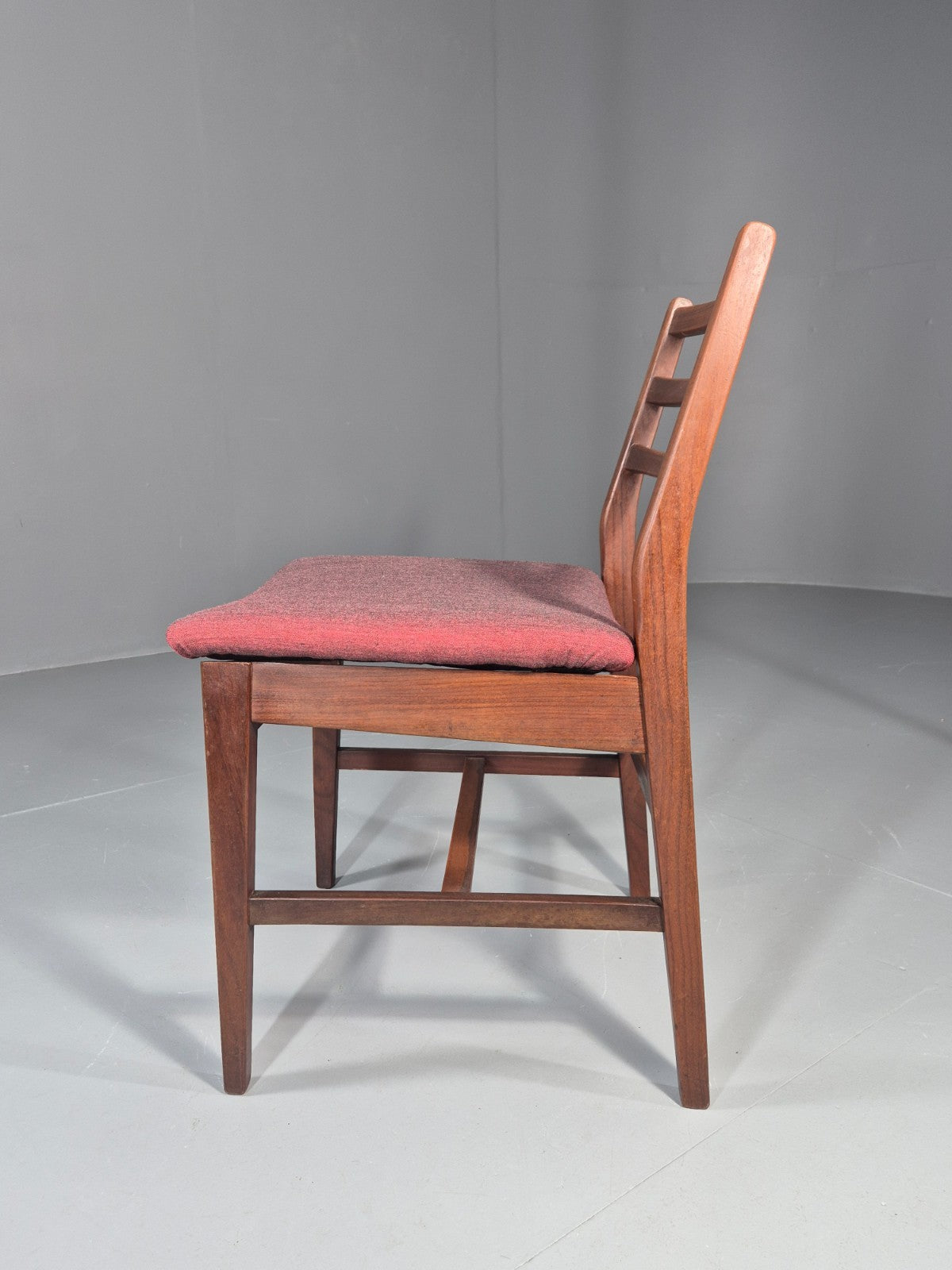 Danish Mid Century Dining Chair in Teak 1970s New Upholstery Retro EB11525 MDIN11
