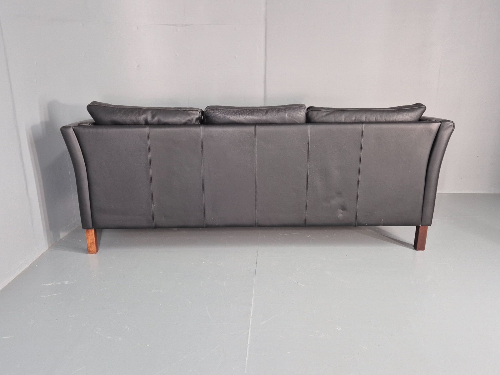 Vintage 3 Seat Sofa Danish Black Leather Mid Century Retro Design EB10481 M3SS15