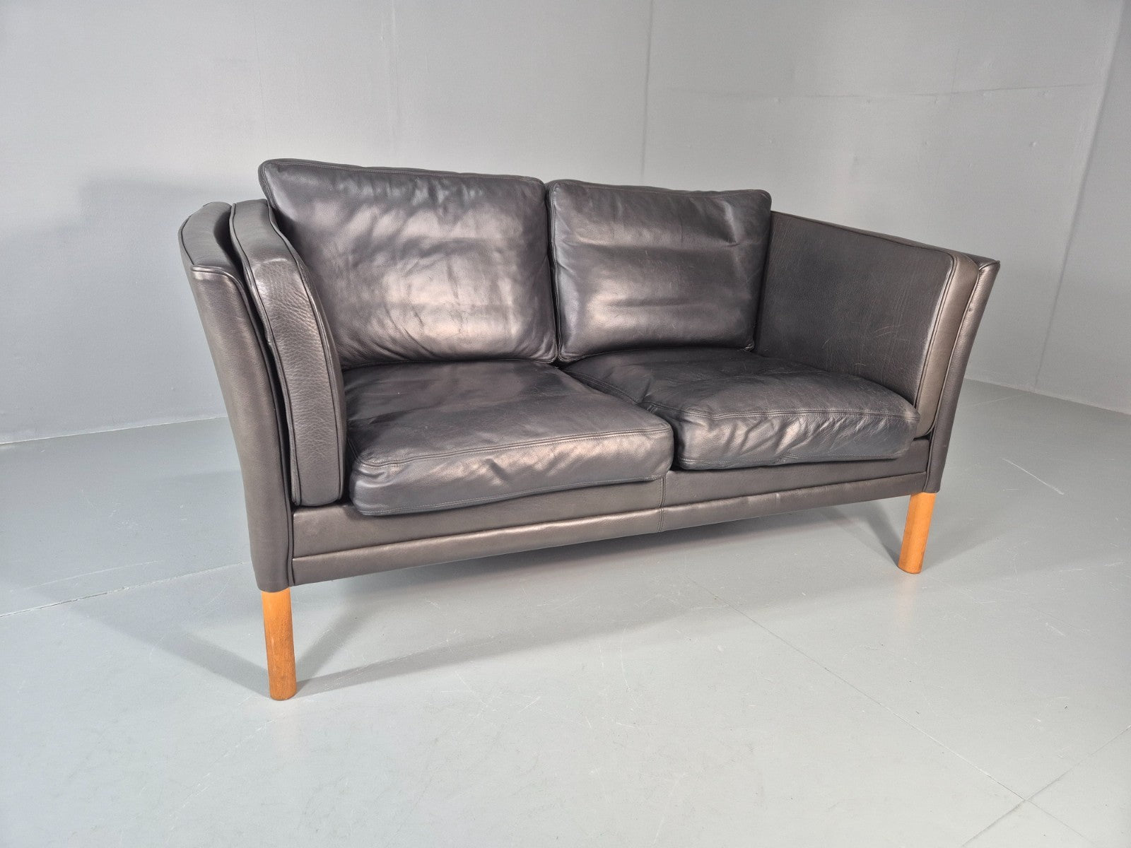 Vintage Danish Two Seater Leather Sofa Quality Feather Filled Retro EB11635 M2SS1