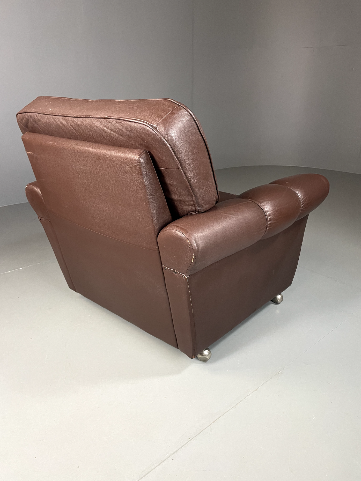 Danish Leather Lounge Chair Vintage 1970s Retro MCM EB5404 MNOR11