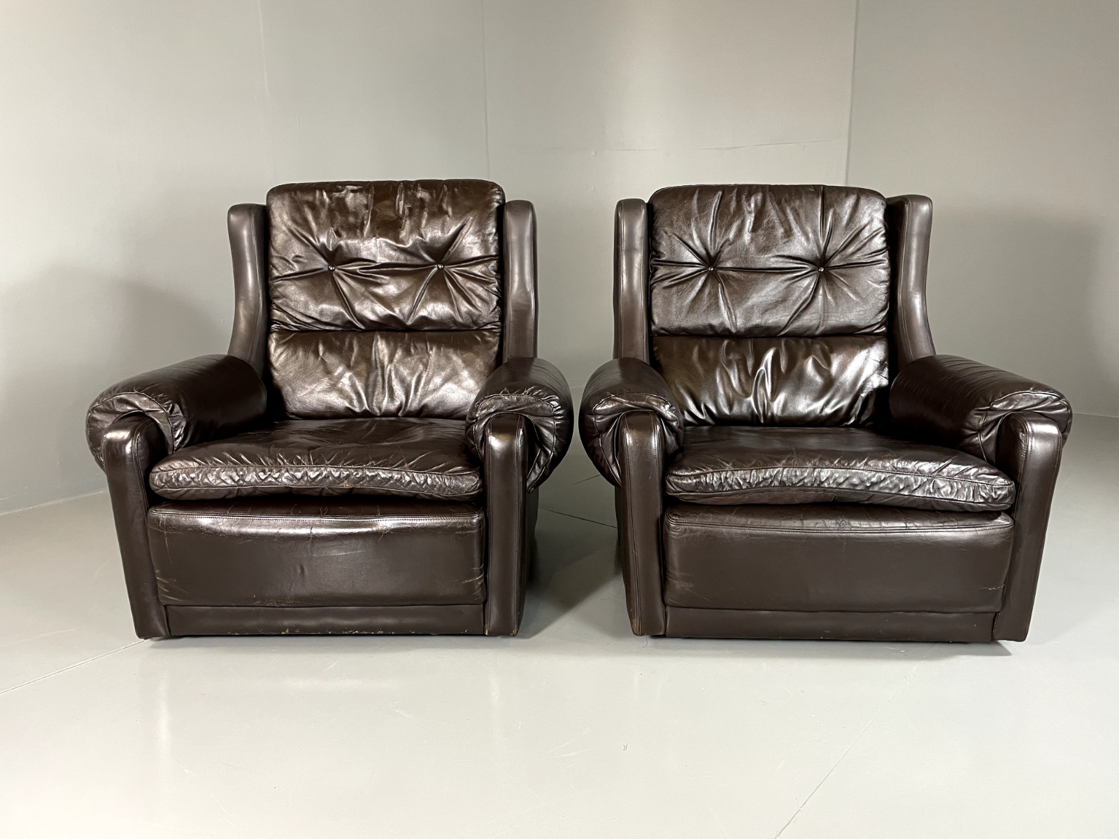 2 Danish Style Lounge Chairs Wingback Leather Vintage 1970s Retro EB5688 MNOR3