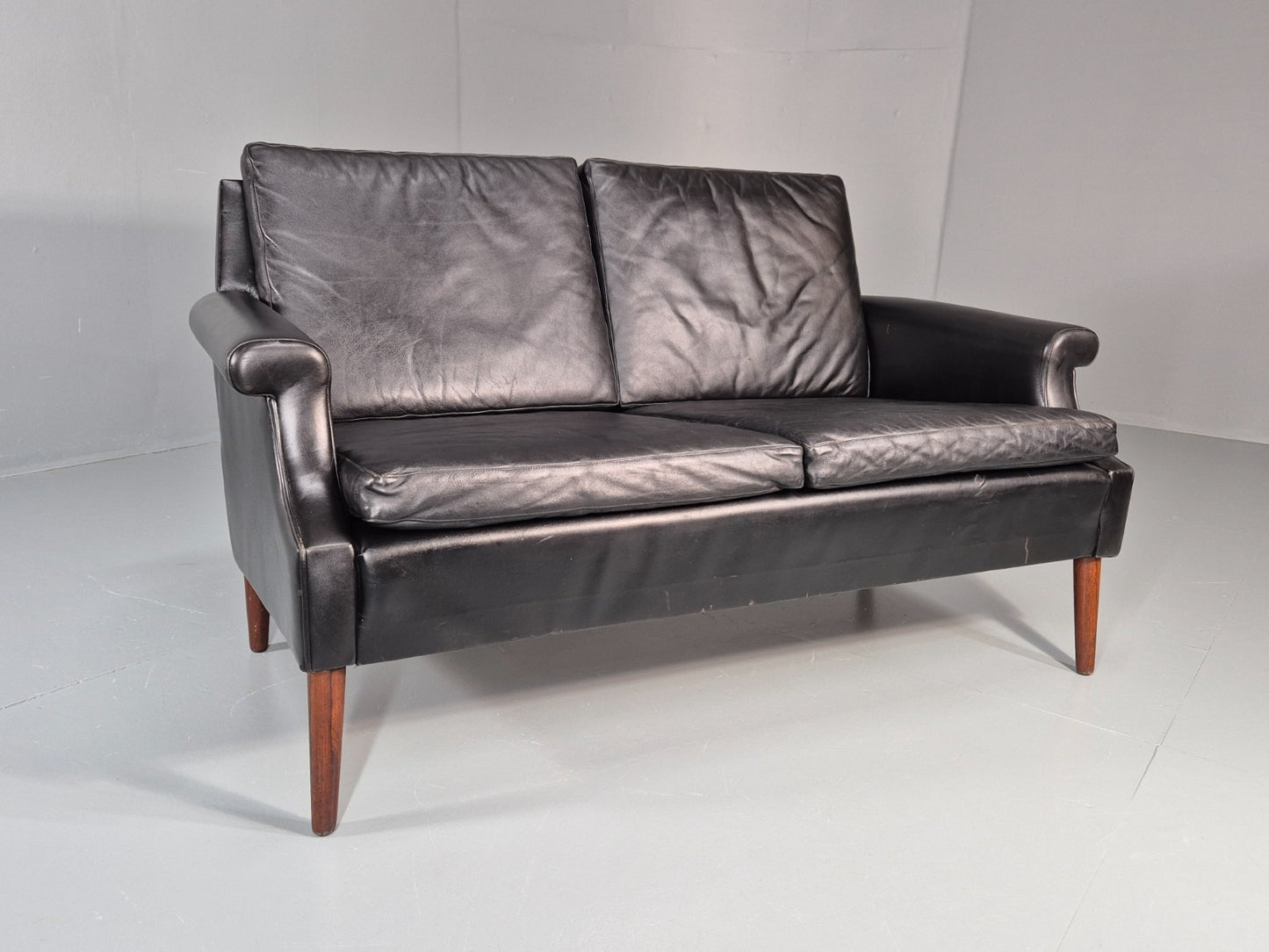 Vintage 1960s Two Seater Leather Sofa Retro Mid Century Danish EB11379 M2SS0