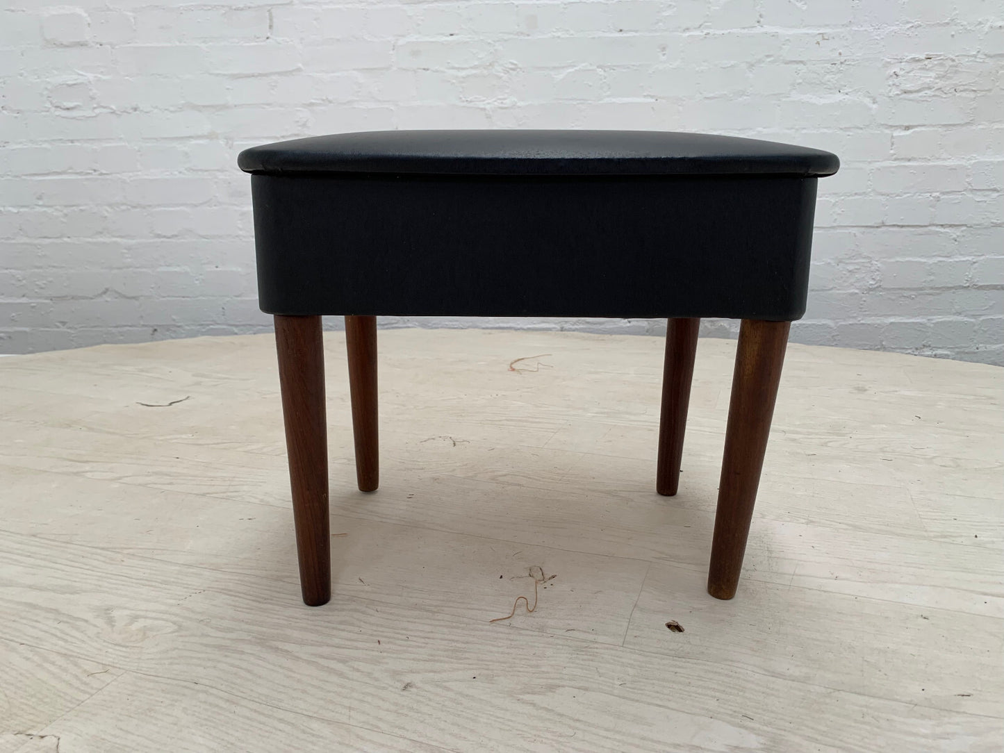 Danish Retro Hobby Box Black Vinyl on Turned Teak Legs Vintage EB3148 MFOO3