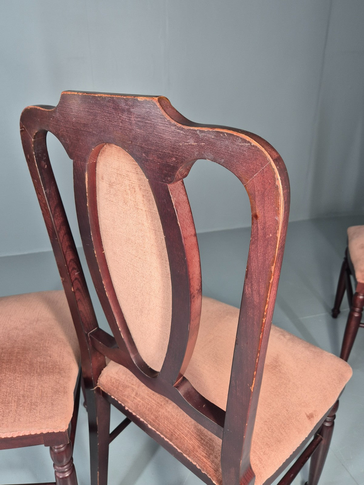 4 1970s Dining Chairs Pink Velour Stylised Regency Style Retro EB11962 VDIN12