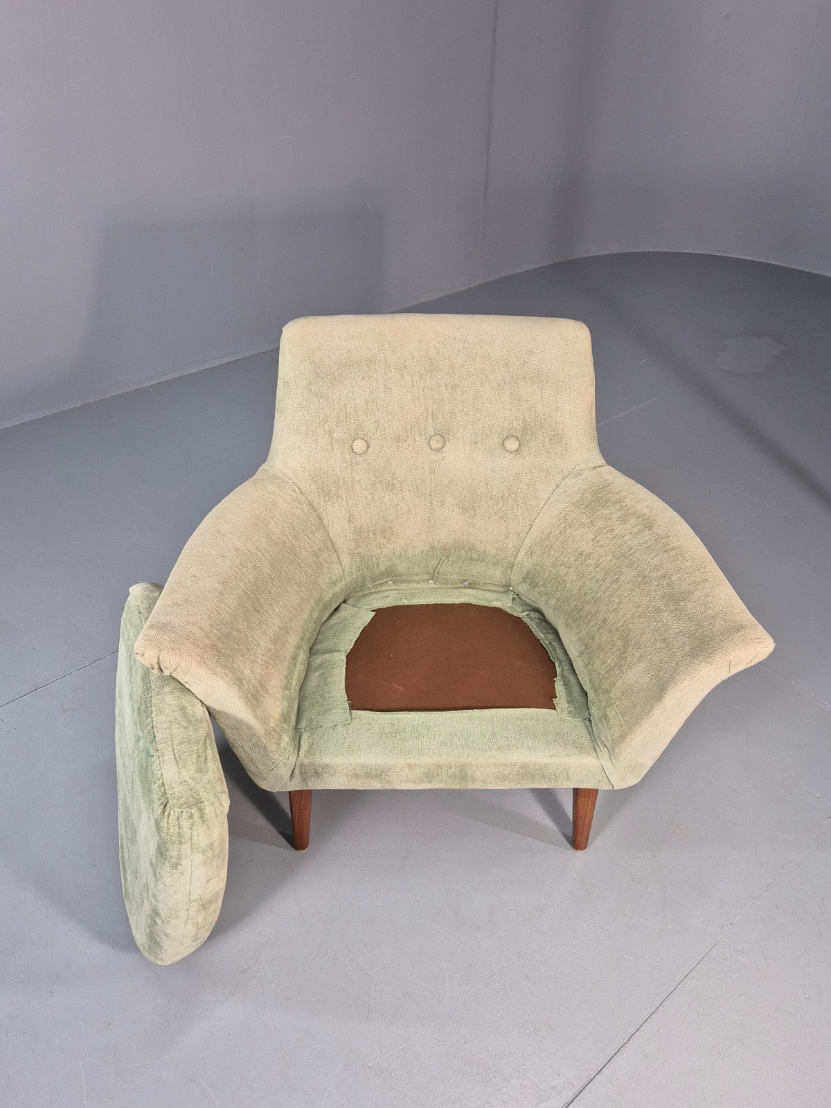 Mid Century Scandinavian Lounge Chair 1960s Retro Green  EB11090 MNOR5