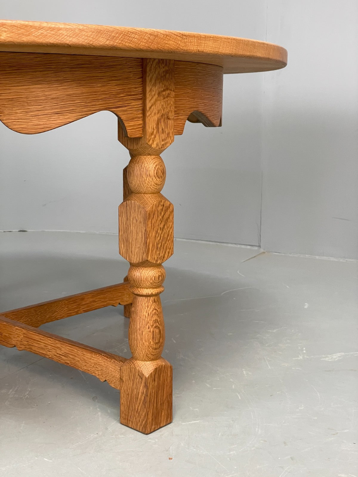 Round Oak Coffee Table Henning Kjaernulf Style Danish Design EB10825 MWOO6