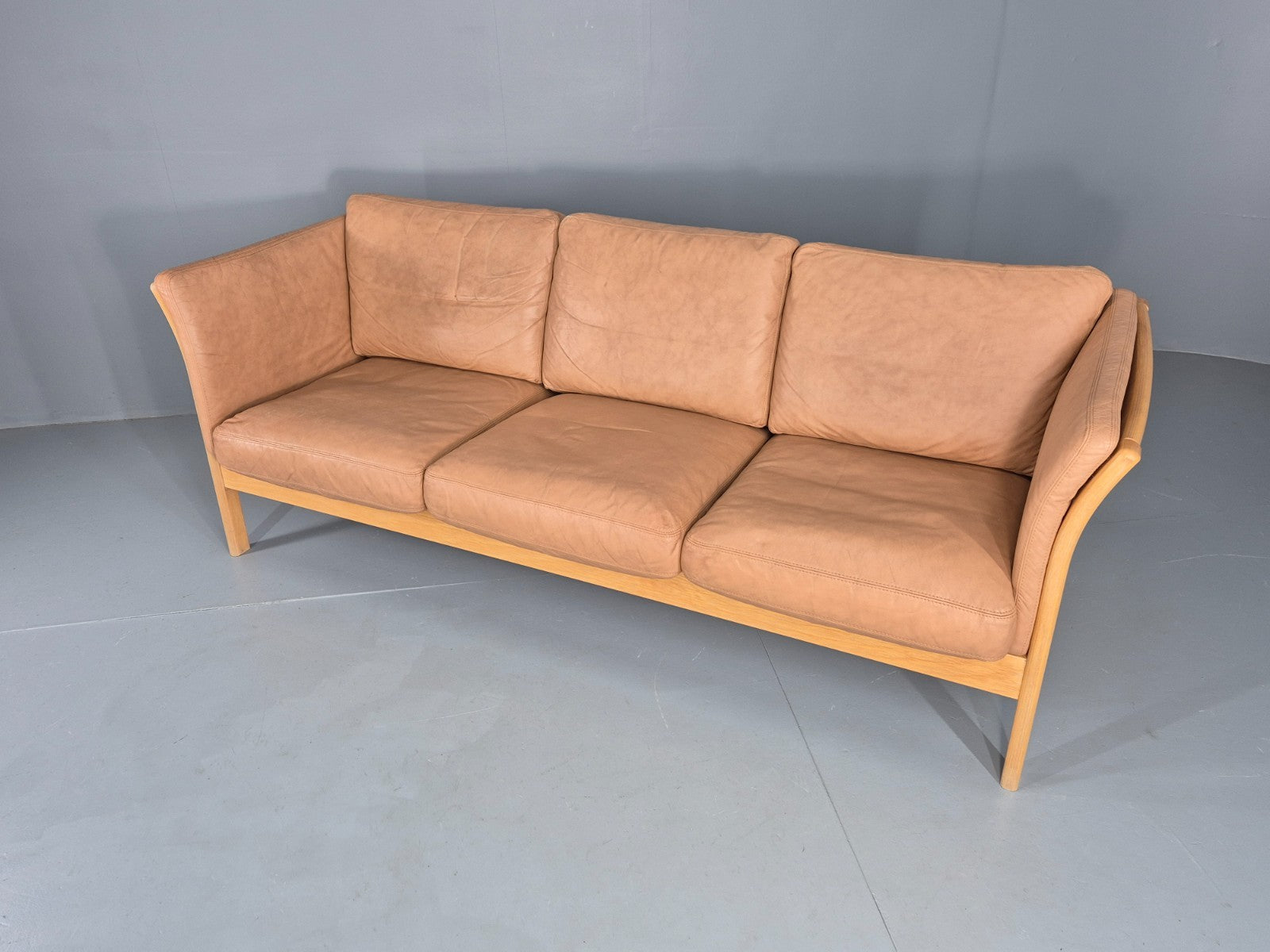 Vintage 3 Seater Sofa Danish Light Tan Leather Beech Skalma  Retro EB11914 M3SS6