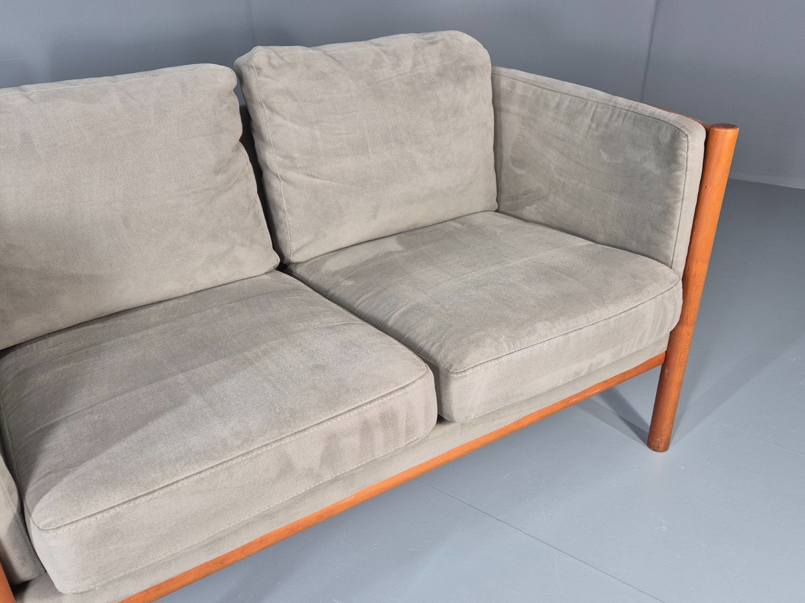 Vintage 2 Seat Settee Mid Century Danish Design Beech Wood Frame EB10508 M2SS3