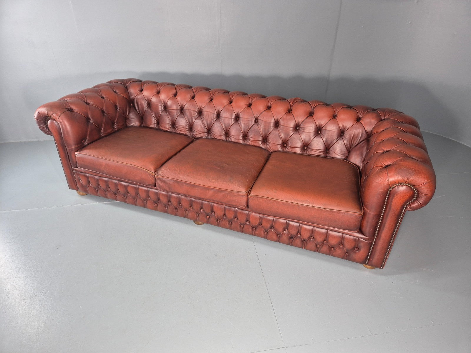 3 Seater Chesterfield Sofa Red Leather Studded Vintage EB11028 VCHE6