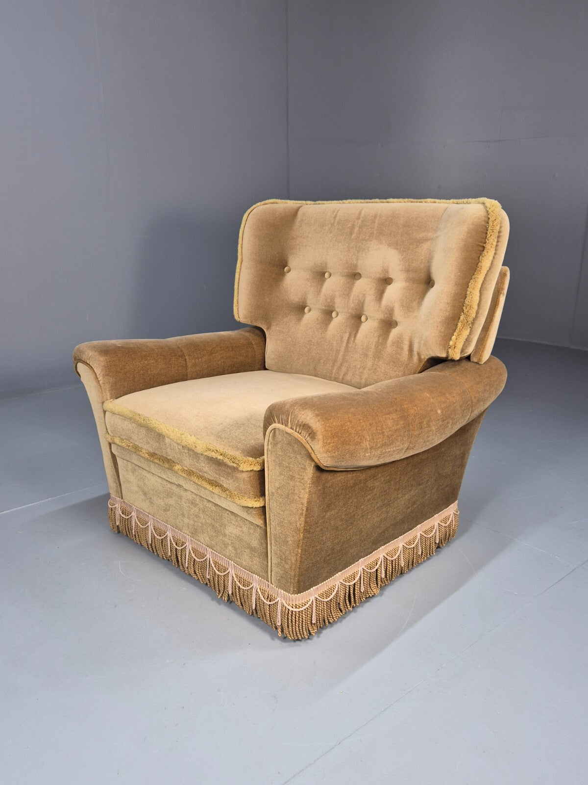 Vintage Gold Velour Danish Lounge Chair Chintzy Kitsch 1970s Retro EB9784 MNOR0