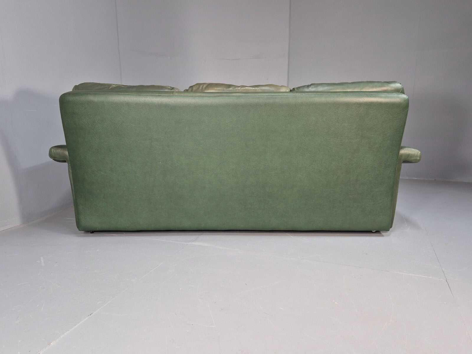 Vintage Green Leather Sofa 1970s Harrods Retro MCM EB9475 M3SS - UKDK FURNITURE