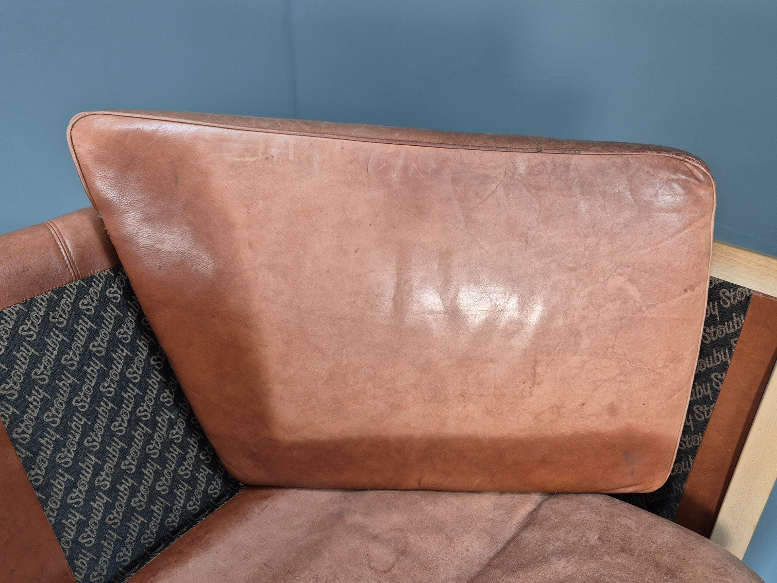 Mid Century Stouby Two Seater Settee Beech Ends Retro 1970s EB10097 M2SS11