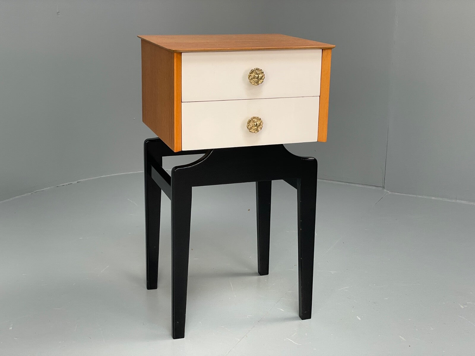 Vintage G Plan Oak Bedside Table 1950s Mid Century Black White Paint EB9814 MWOO - UKDK FURNITURE
