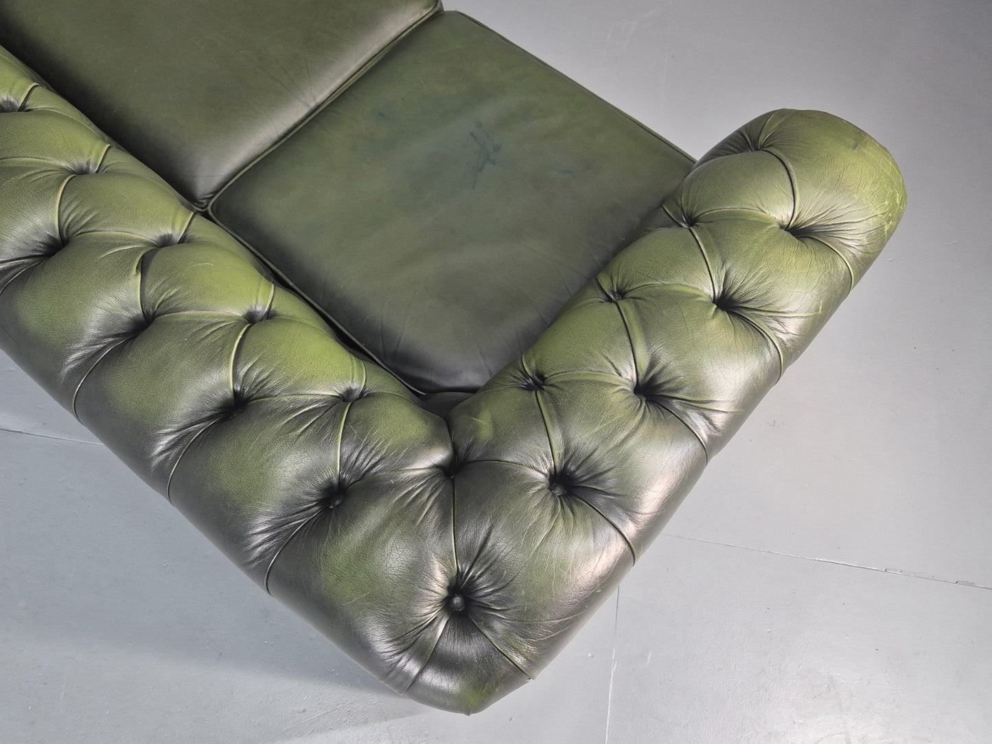 3 Seater Chesterfield Sofa Green Leather Studded Vintage EB11030 VCHE16