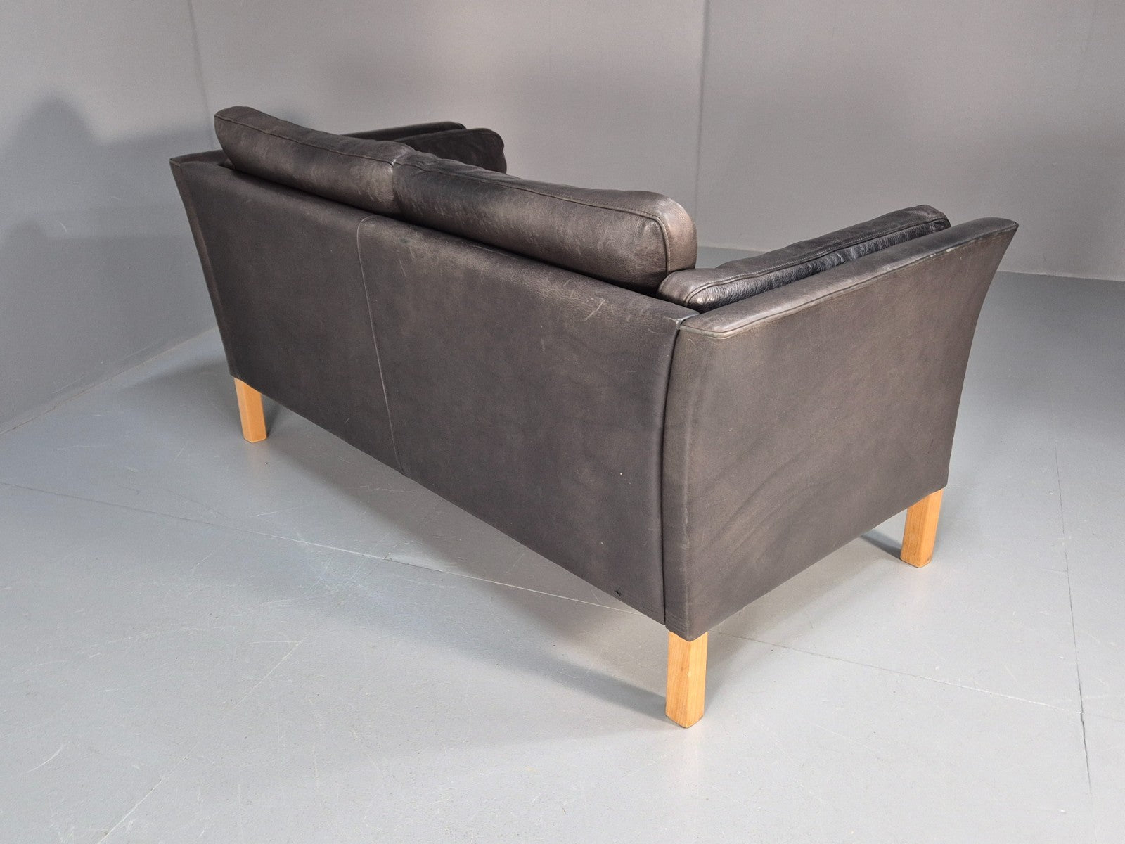 2 Seat Sofa Vintage Danish Black Leather 1970s Retro MId Century EB10112 M2SS13