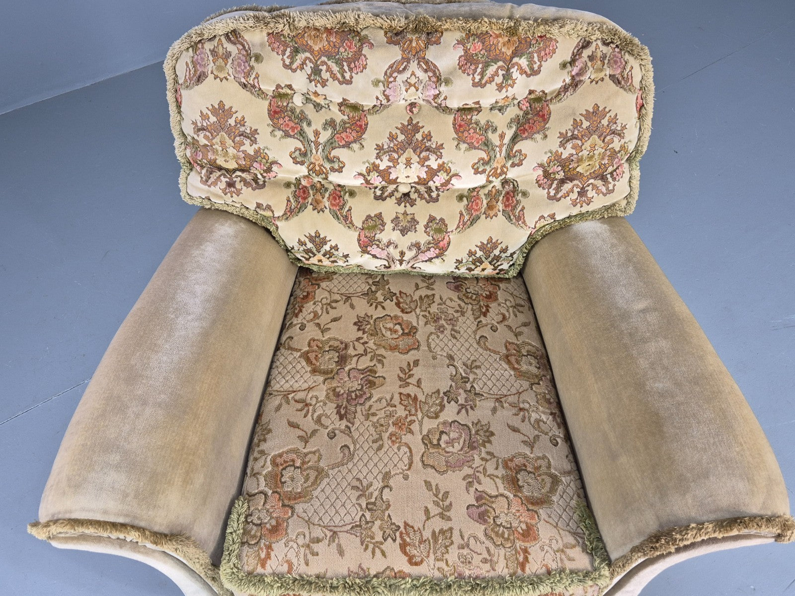 Vintage 1960s Luxury Lounge Chair Green Velour Floral Seat Retro  EB11779 MNOR17