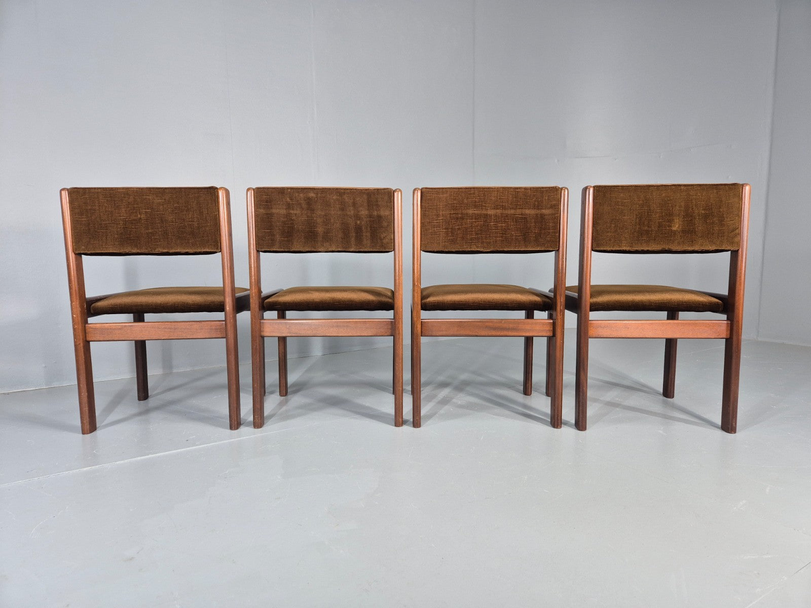 4 Vintage 1970s G Plan Dining Chairs Teak Frames Brown Velour Retro EB11888 MDIN8