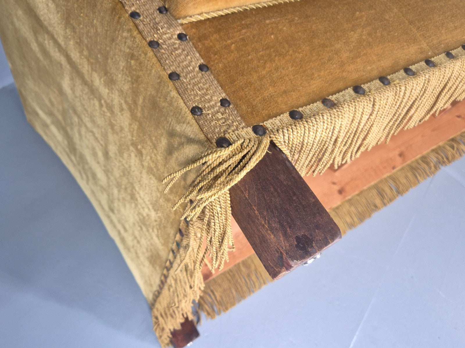 Three Seater Knole Sofa Vintage Danish 1960s Gold Velour Retro EB11432 V3SS16