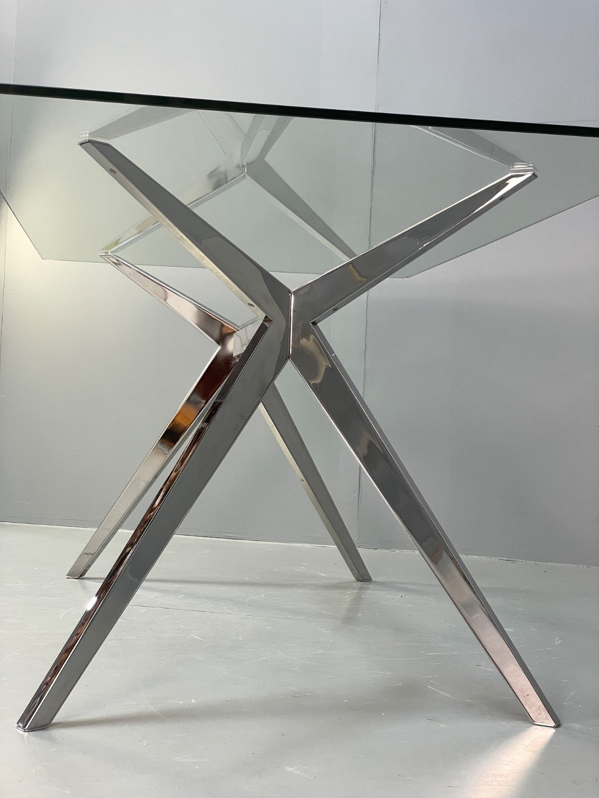 Glass & Chrome Dining Table By Calligaris Modern Minimal Design EB10357 MWOO18