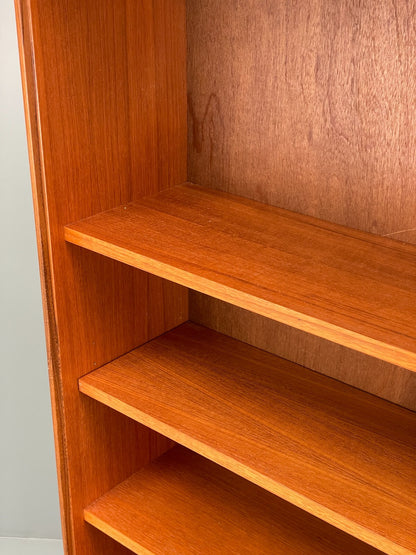 Vintage G-Plan Teak Tall Bookcase Adjustable Retro Shelving Storage EB9422 MWOO - UKDK FURNITURE