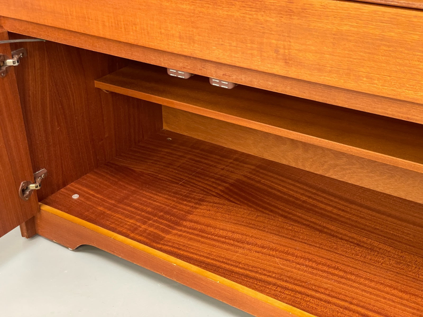 Vintage 1970s Teak Sideboard By William Lawrence Shelving Drawers EB10235 MWOO13