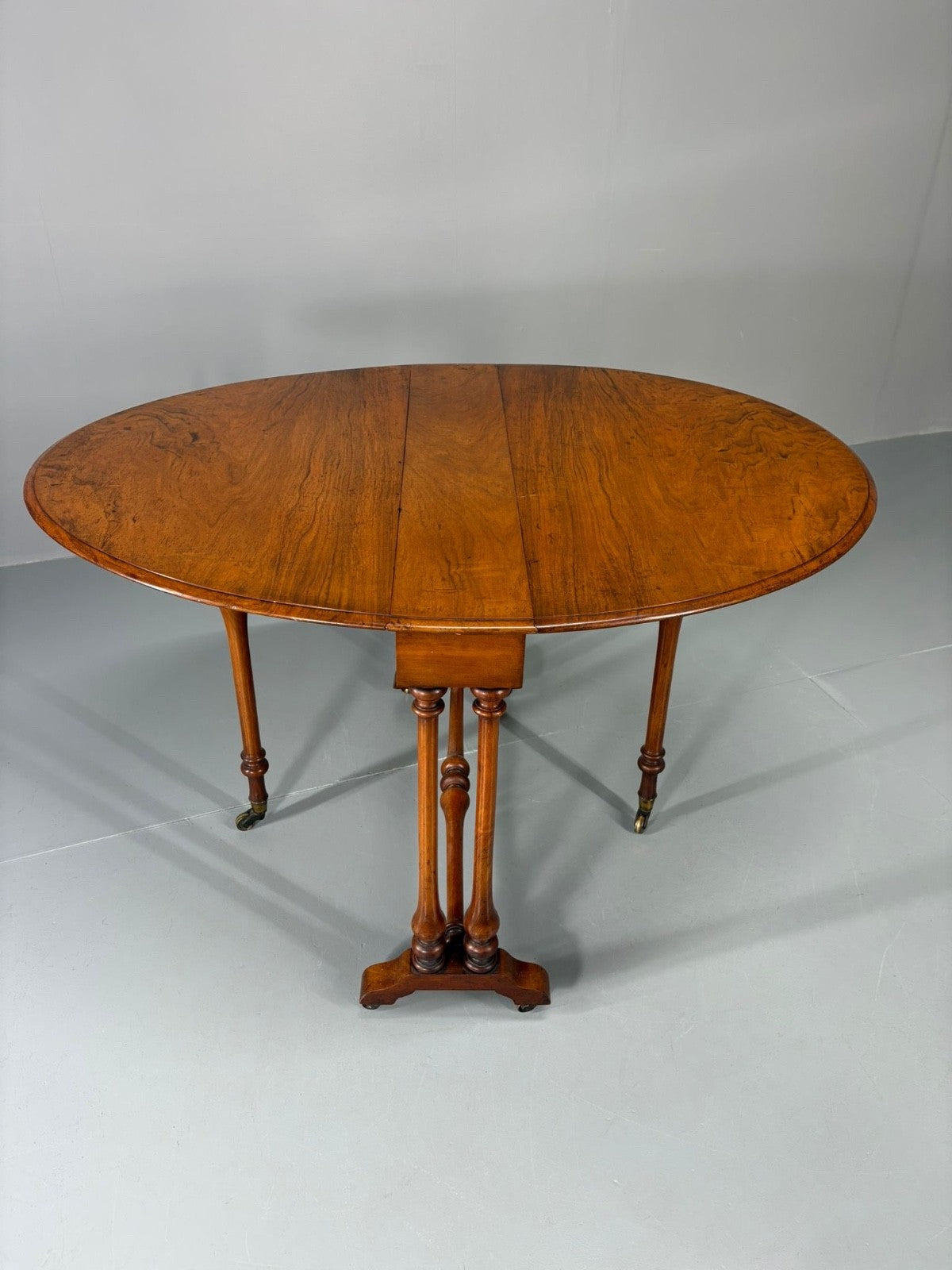 Edwardian Walnut Oval Sutherland Drop Flap Table EB10993 VWOO7