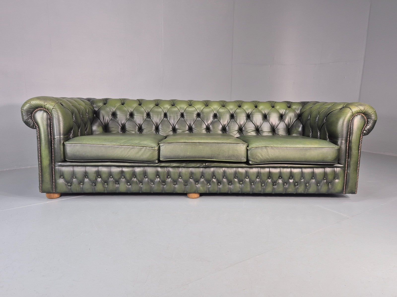 3 Seater Chesterfield Sofa Green Leather Studded Vintage EB11030 VCHE4