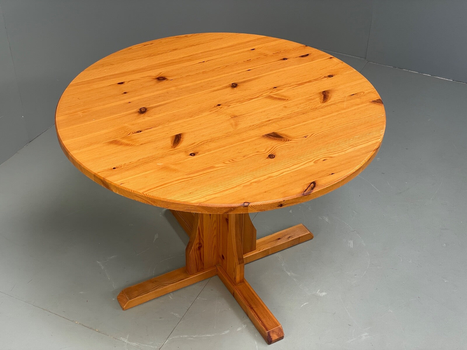 Vintage Round Solid Pine Dining Table By Hamlet Furniture 1970s EB9521 MWOO - UKDK FURNITURE