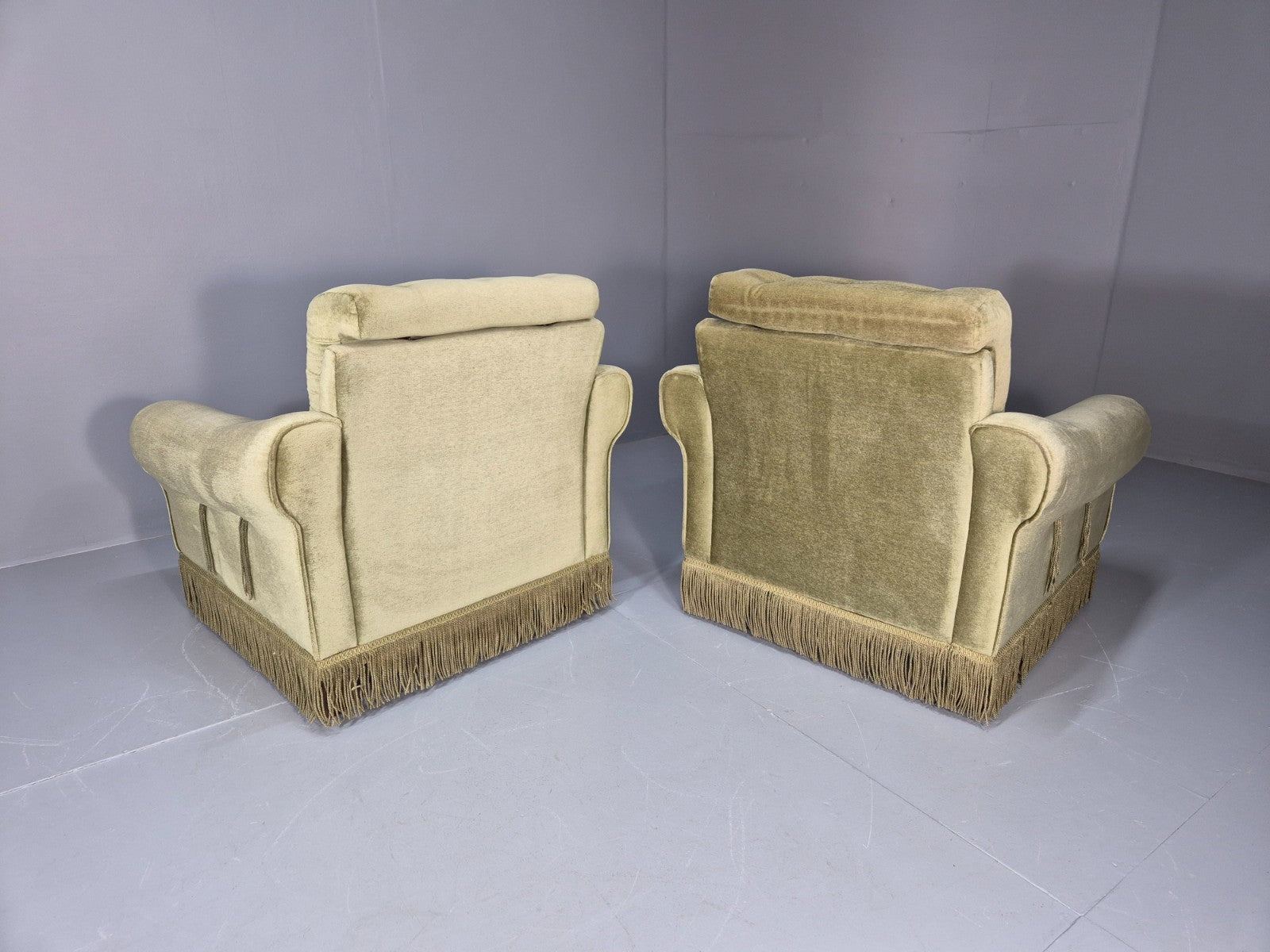 2 Retro 1970s Lounge Chairs Green Velour Vintage Danish Design EB10749 VCLO12
