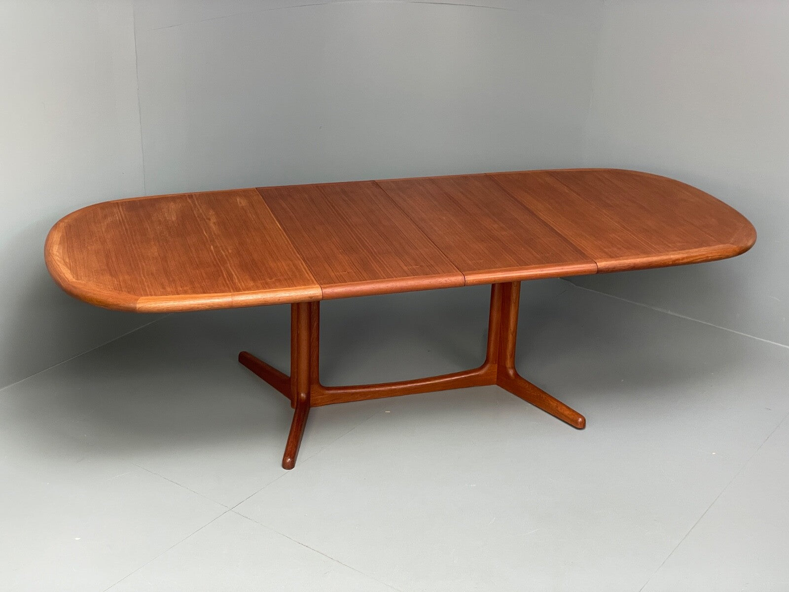 Teak Extending Dining Table Oval Vintage Danish Edvard Valentinsen EB9753 MWOO - UKDK FURNITURE