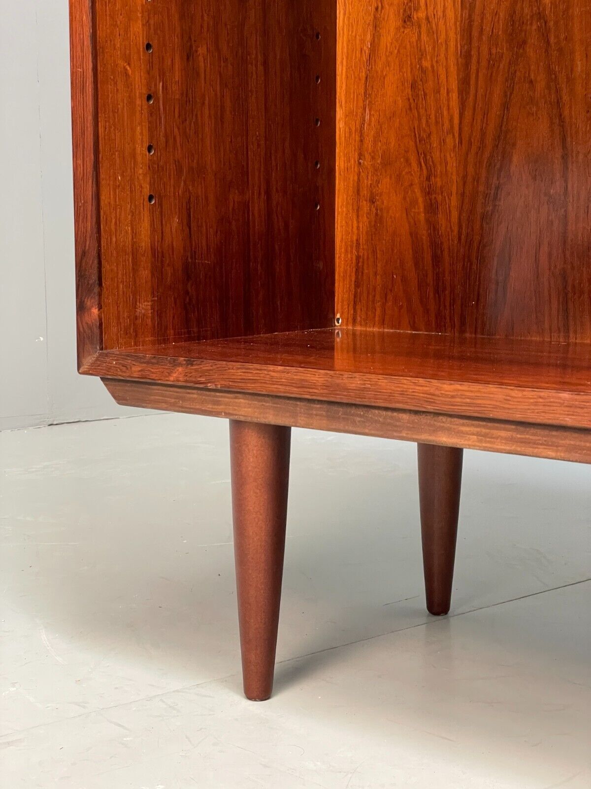 Vintage Danish Bookcase Shelving Unit By LYBY Møbler Adjustable EB8845 MWOO - UKDK FURNITURE
