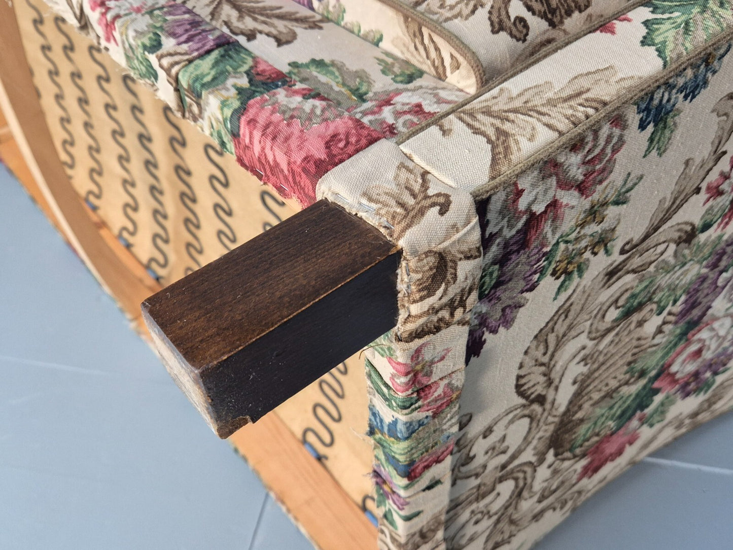 Vintage 1940s Danish 2 Seat Sofa Classical Floral Upholstery EB9659 V2SS - UKDK FURNITURE